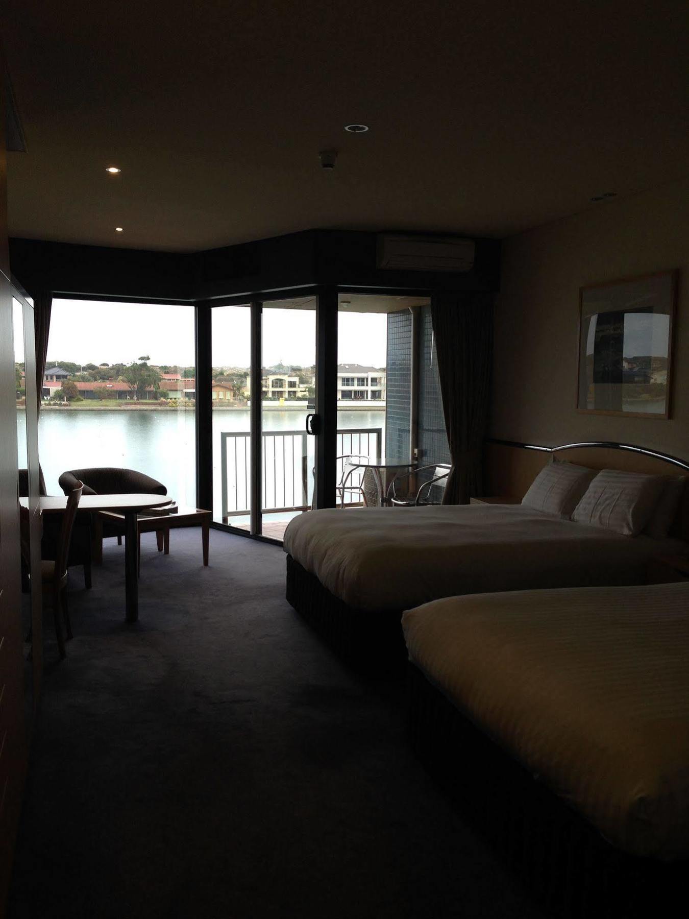 Lakes Hotel Adelajda Zewnętrze zdjęcie