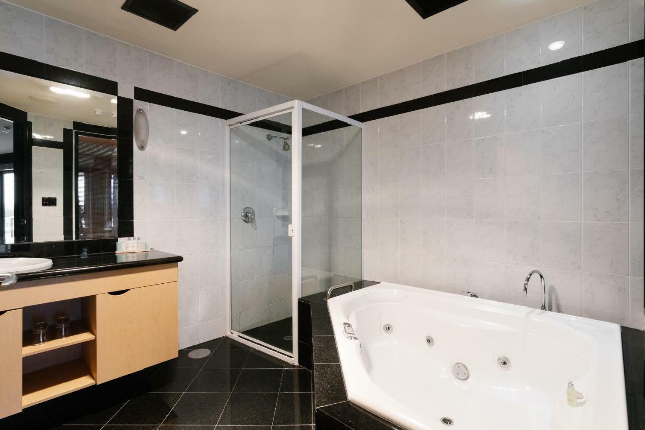 Lakes Hotel Adelajda Zewnętrze zdjęcie