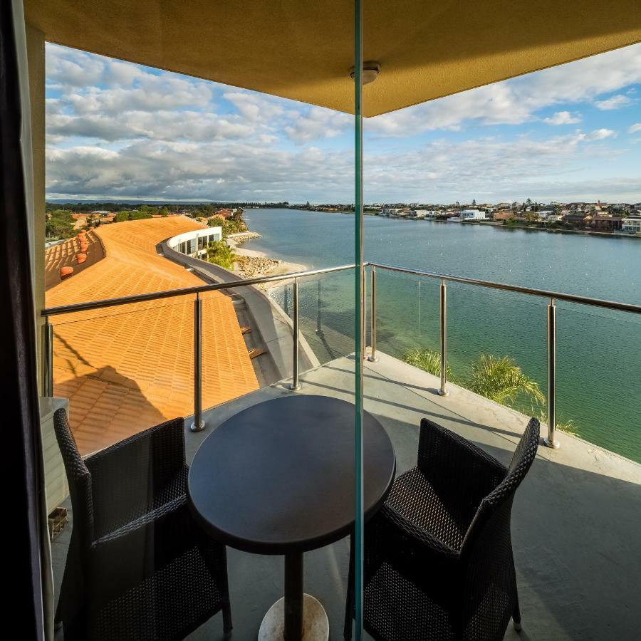 Lakes Hotel Adelajda Zewnętrze zdjęcie
